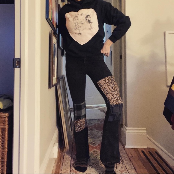 Bespoke patched mid-rise extra stretchy flare washed black denim - Picture 5 of 16